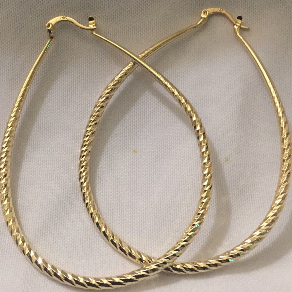 Nice earrings - Picture 3 of 8